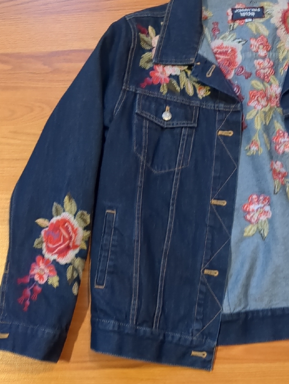 Johnny Was Workshop Desi Denim Jacket Embroidered Blue Jean Jacket Size Large - Picture 5 of 13